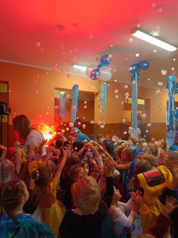 Bal karnawałowy 2026 - zabawy ruchowo-muzyczne